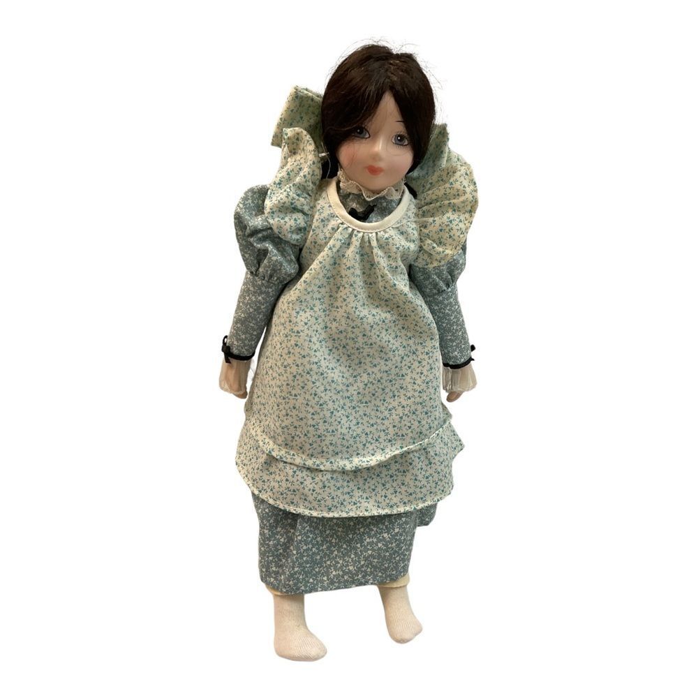 Russ Jessica Calico Vintage Doll, Blue Eyes And Floral Dress. 15”.